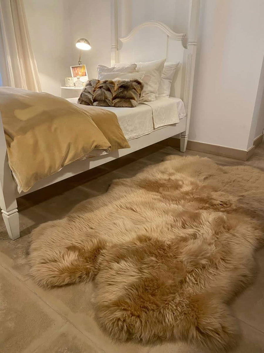 DOUBLE SHEEPSKIN RUG - BEIGE